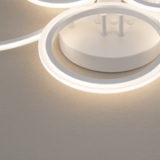 LED lustr s dálkovým ovládáním BETTY 82W, 6 kruhů, studené/teplé/neutrální světlo, stmívatelné, bílý LED lustr s dálkovým ovládáním Výchozí název Alessandro Design