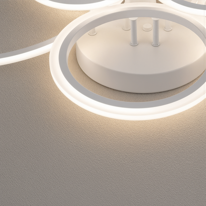 LED lustr s dálkovým ovládáním BETTY 82W, 6 kruhů, studené/teplé/neutrální světlo, stmívatelné, bílý LED lustr s dálkovým ovládáním Výchozí název Alessandro Design