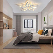 LED lustr s dálkovým ovládáním SAKURA 62W, 5 okvětních lístků, studené/teplé/neutrální světlo, stmívatelné, bílý LED lustr s dálkovým ovládáním Výchozí název Alessandro Design