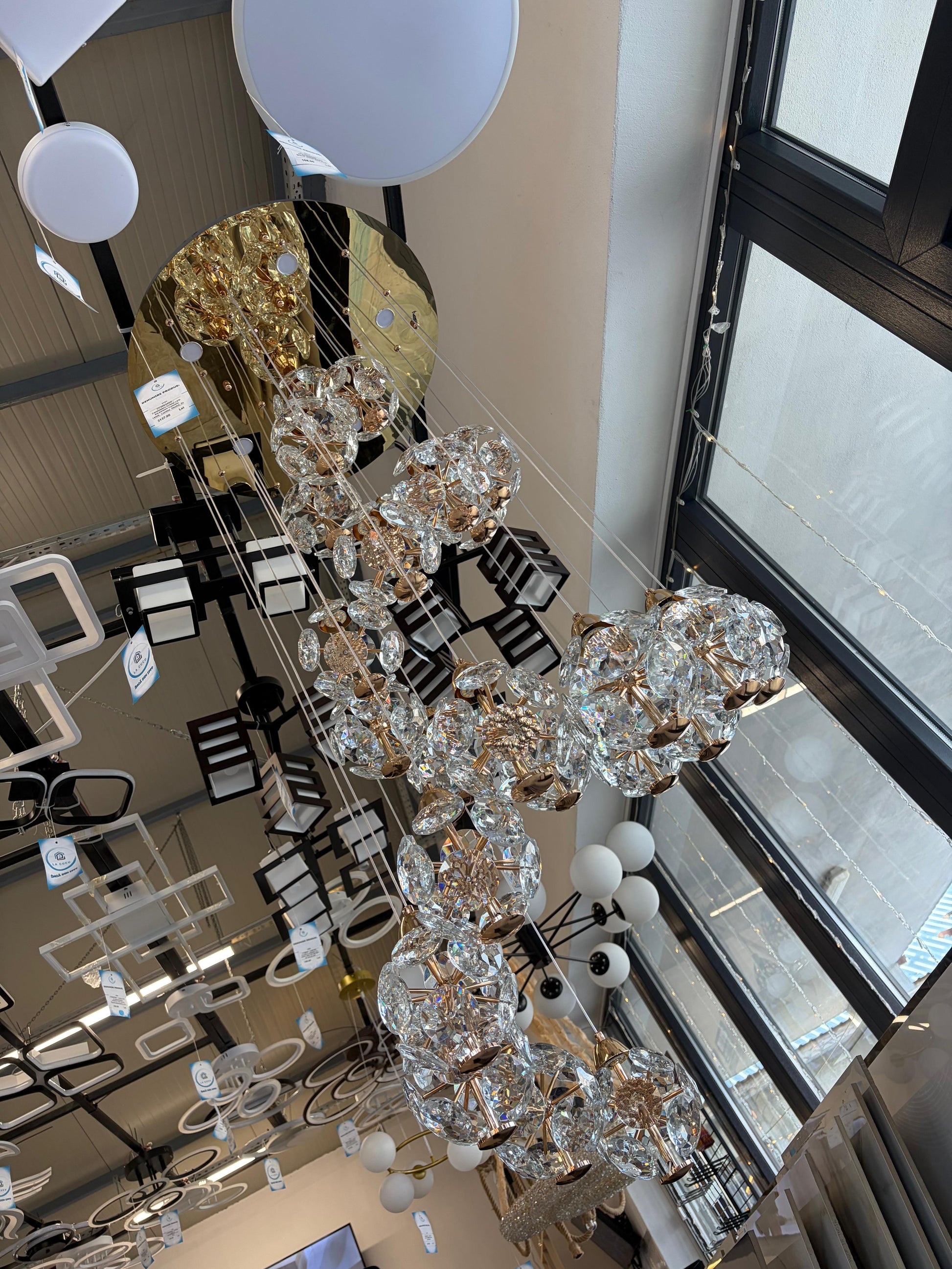Křišťálový LED lustr KILKENNY Culmino, 144W, neutrální světlo, průměr 60cm, zlaté moderní lustry Výchozí název Alessandro Design