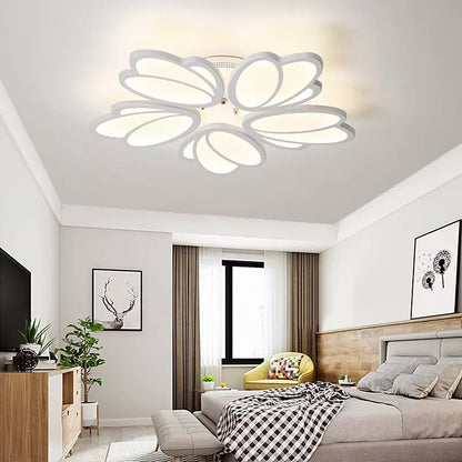 LED lustr s dálkovým ovládáním TULIP 81W, 5 okvětních lístků, studené/teplé/neutrální světlo, stmívatelné, bílý LED lustr s dálkovým ovládáním Výchozí název Alessandro Design