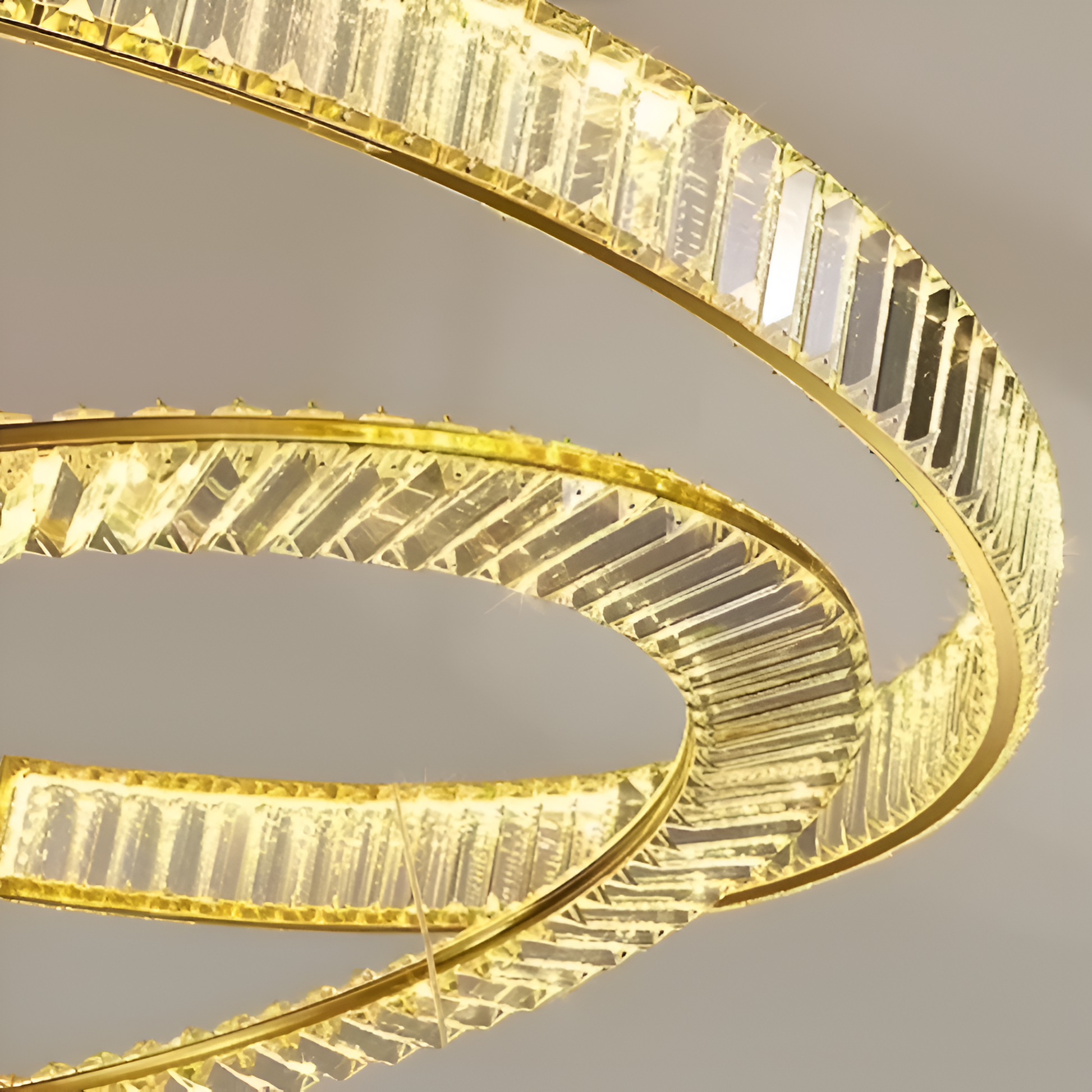 Závěsný LED křišťálový lustr PRISM REGAL 117W, 2 kruhy, Studené/Teplé/Neutrální světlo, Stmívatelné, Zlaté, Výškově nastavitelné Křišťálové LED lustry Výchozí název Alessandro Design
