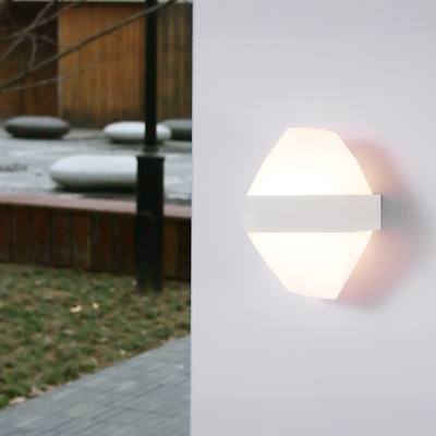 Venkovní nástěnné LED svítidlo ICEBERG 10W Metal IP65 White