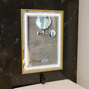Zrcadlo LED Touch Bruno Demister System, hodiny a teplota 60x80 cm Rám z kartáčovaného zlata, S84/60X80 Zrcadla Korman S Výchozí název Alessandro Design