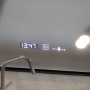 LED zrcadlo MotionGlow Sofia senzor s funkcí odmlžování Teploměr Hodiny 110x75 cm Stmívatelné teplé/studené/neutrální světlo, kartáčovaný černý rám, Marcello Funghi Collection Marcello Mirrors Výchozí název Alessandro Design