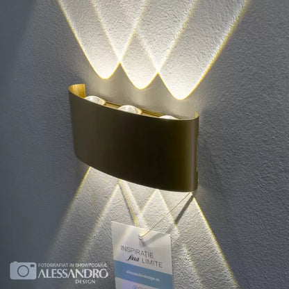 Venkovní a vnitřní nástěnné LED světlo Fantas, 6 zdrojů x 1W, IP65, metalíza, zlatá, 3000K Venkovní nástěnná světla Výchozí název Alessandro Design