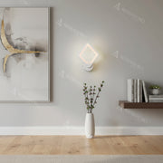 Akila LED nástěnné svítidlo, 15W, bílé, studené/teplé/neutrální světlo Vnitřní nástěnná svítidla Výchozí název Alessandro Design
