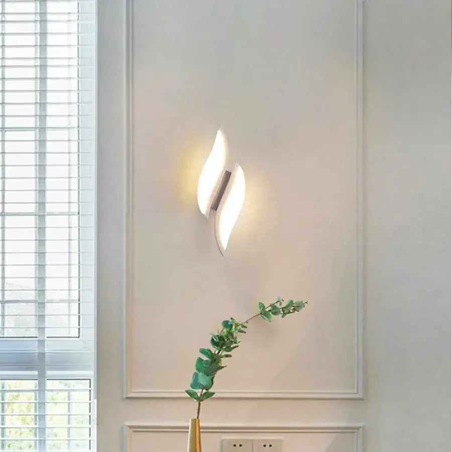 Augusta LED nástěnné svítidlo, 16W, bílé, studené/teplé/neutrální světlo Vnitřní nástěnná svítidla Výchozí název Alessandro Design