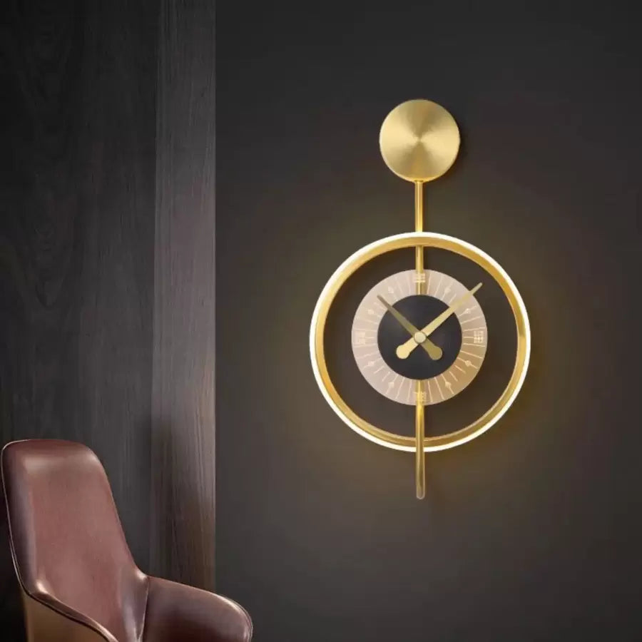 Bridger LED nástěnné světlo 18W integrované hodiny Zlatá černá Venkovní nástěnná světla Výchozí název Alessandro Design