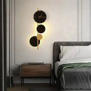 Bryson LED nástěnné svítidlo 18W černé zlaté integrované hodiny Venkovní nástěnná světla Výchozí název Alessandro Design
