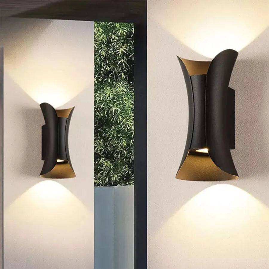 Venkovní nástěnné LED svítidlo Heba, 10W IP65, kov, černá Venkovní nástěnná svítidla Výchozí název Alessandro Design