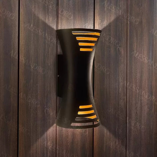 Brycen Venkovní nástěnné LED světlo 10W Zlatá Černá Venkovní nástěnná světla Výchozí název Alessandro Design