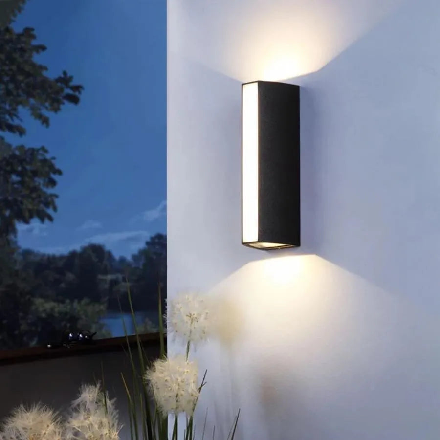Venkovní nástěnné LED svítidlo Carina, 20W, černá, 3000K, kov Venkovní nástěnná svítidla Výchozí název Alessandro Design