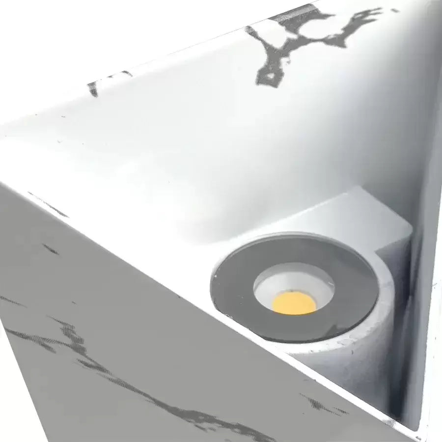 Venkovní nástěnné LED svítidlo Eden 10W bílé Venkovní nástěnné svítidlo Výchozí název Alessandro Design