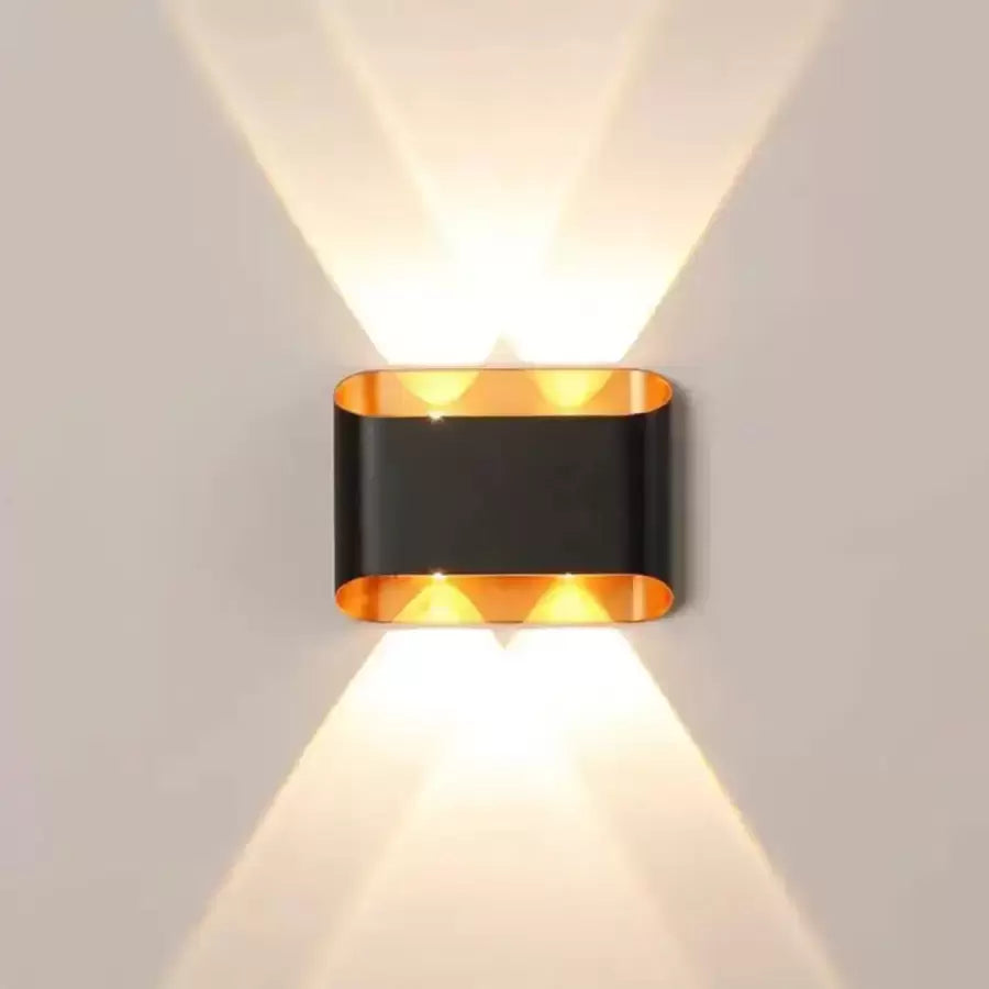 Exteriérové ​​nástěnné LED svítidlo Ellis 4W Gold Black Venkovní nástěnná svítidla Výchozí název Alessandro Design