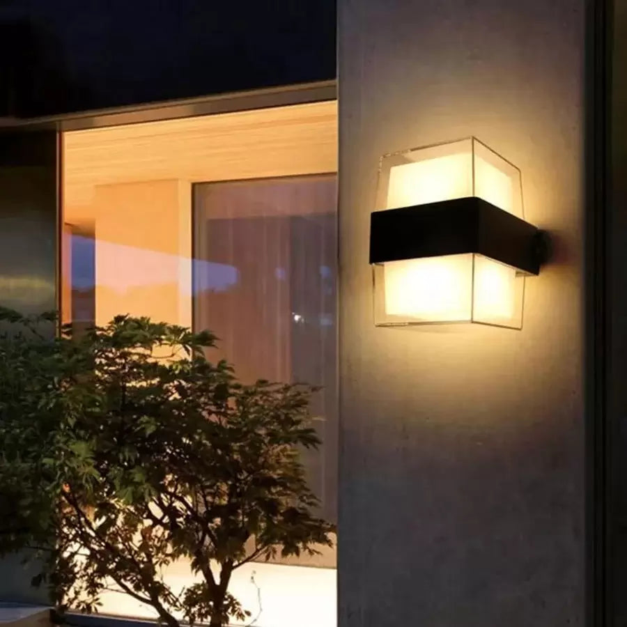 Venkovní nástěnné LED svítidlo Kennedy 12W Bílá Černá Venkovní nástěnná svítidla Výchozí název Alessandro Design