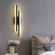 Lyra LED nástěnné svítidlo, 18W, akryl, černá bílá Vnitřní nástěnná svítidla Výchozí název Alessandro Design