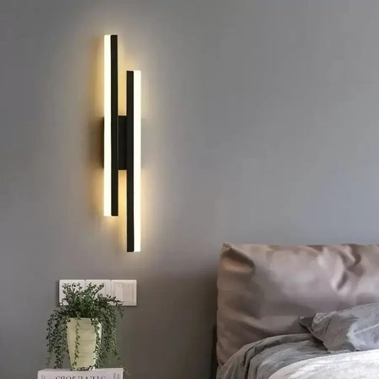 Lyra LED nástěnné svítidlo, 18W, akryl, černá bílá Vnitřní nástěnná svítidla Výchozí název Alessandro Design
