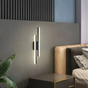 Lyra LED nástěnné svítidlo, 18W, akryl, černá bílá Vnitřní nástěnná svítidla Výchozí název Alessandro Design