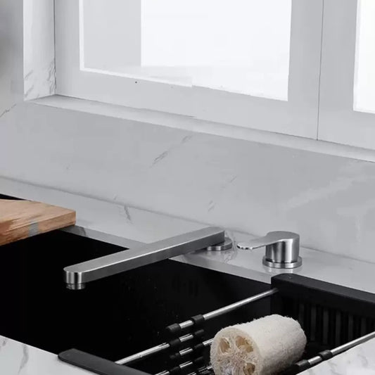 Prémiová kuchyňská baterie, kartáčovaná nerezová ocel, zapuštěná Kuchyňské baterie YSQ/107 Výchozí název Alessandro Design