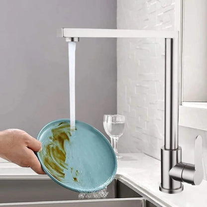 Kuchyňská baterie z nerezové oceli Stříbrná Kuchyňská baterie Výchozí název Alessandro Design