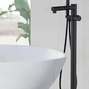 Podlahová baterie, sanitární mosaz, černá, CF2038 Baterie a sprchové sloupy Výchozí název Alessandro Design