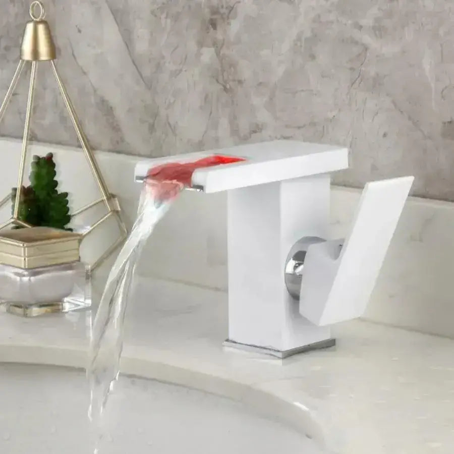 Umyvadlová baterie, Bílá, RGB světlo, Změna barvy v závislosti na teplotě vody, OD3011 Koupelnové baterie Výchozí název Alessandro Design
