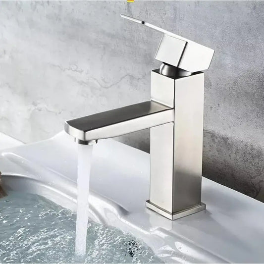 Dřezová baterie, SUS304 Nerezová ocel, Satin, MP009 Koupelnové baterie Výchozí název Alessandro Design