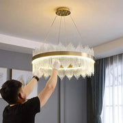 LED lustr s dálkovým ovládáním Lazaro 63W stmívatelný zlatý křišťálový svícen Výchozí název Alessandro Design