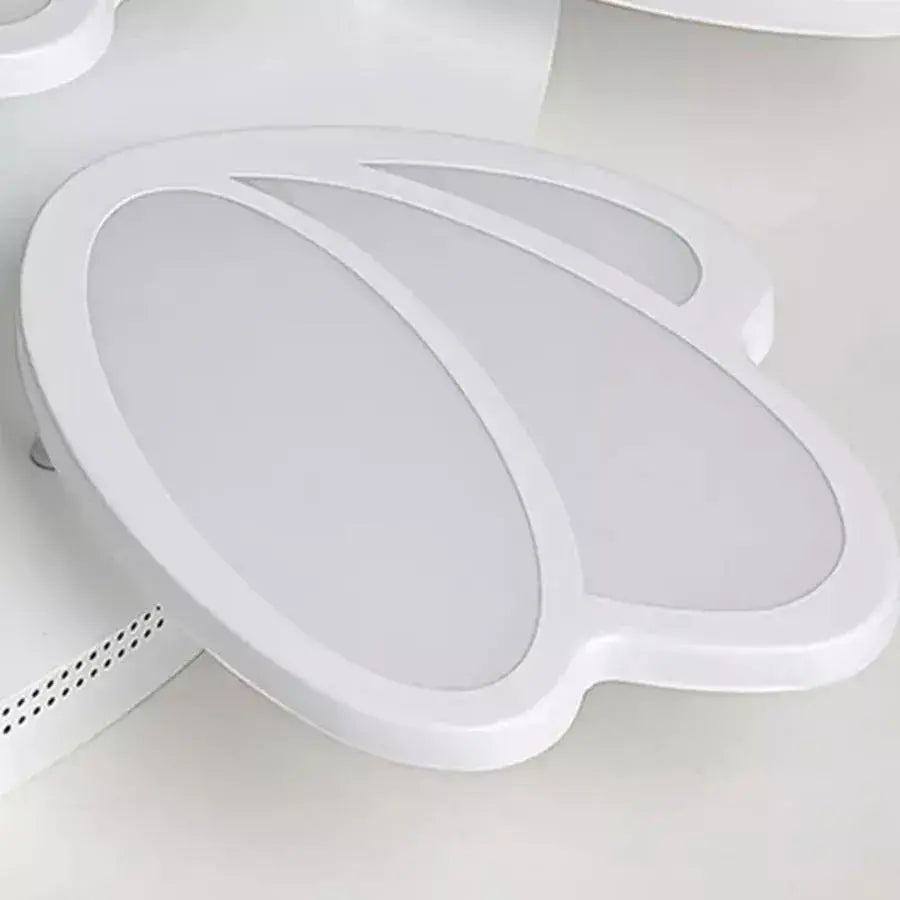 LED lustr s dálkovým ovládáním TULIP 45W, 3 okvětní lístky, studené/teplé/neutrální světlo, stmívatelné, bílý LED lustr s dálkovým ovládáním Výchozí název Alessandro Design