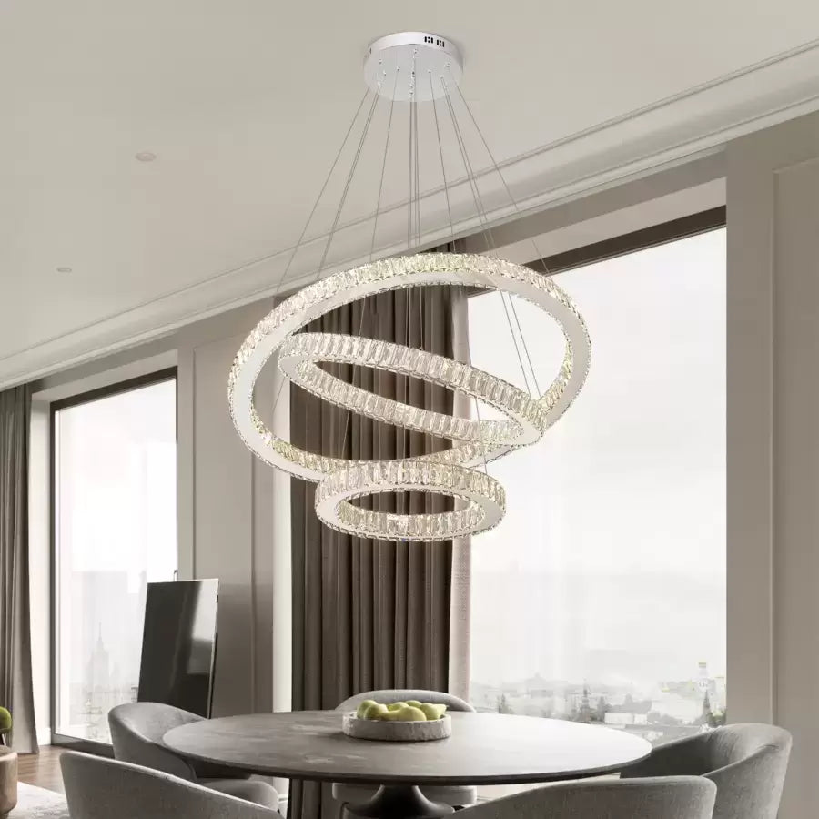 Závěsný LED lustr s dálkovým ovládáním a krystalem CAYDEN 200W, 3 kruhy, studené/teplé/neutrální světlo, stmívatelný, lesklý chrom, nastavitelná výška LED lustr Výchozí název Alessandro Design