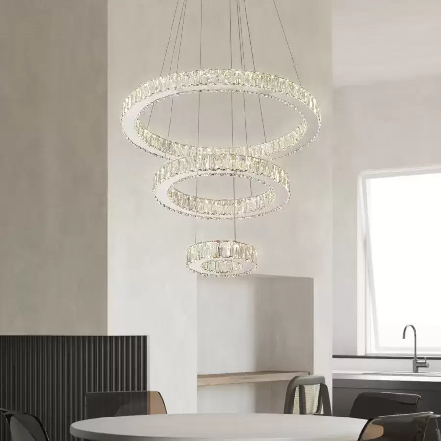 Závěsný LED lustr s dálkovým ovládáním a krystalem CANAAN 120W, 3 kruhy, studené/teplé/neutrální světlo, stmívatelný, lesklý chrom, nastavitelná výška Crystal LED lustry Výchozí název Alessandro Design