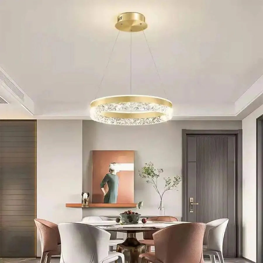 Závěsný LED lustr s dálkovým ovládáním BRINDA 124W, studené/teplé/neutrální světlo, stmívatelné, zlaté, výškově nastavitelné Moderní lustry Výchozí název Alessandro Design