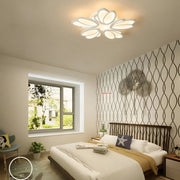 LED lustr s dálkovým ovládáním TULIP 81W, 5 okvětních lístků, studené/teplé/neutrální světlo, stmívatelné, bílý LED lustr s dálkovým ovládáním Výchozí název Alessandro Design